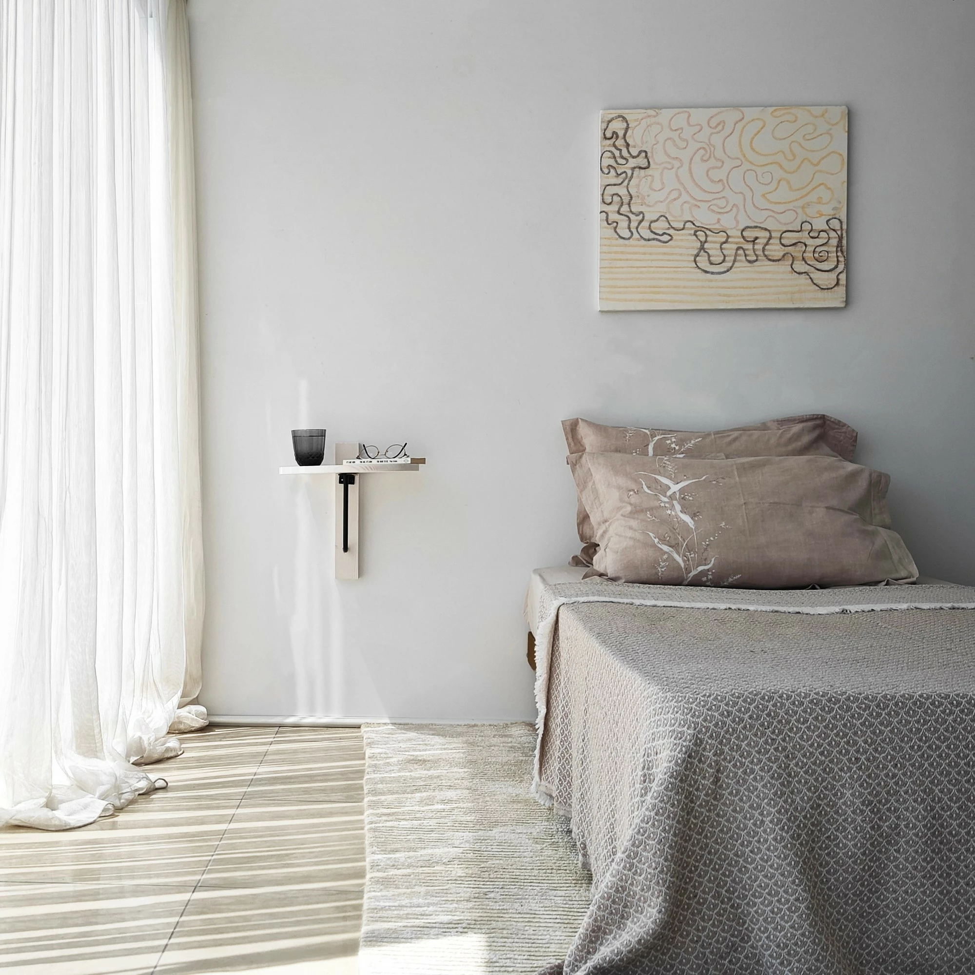 Raft muri Skye Decor, ngjyrë e zezë, e bardhë