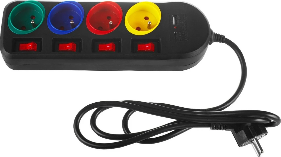 Listë zgjatjeje Maclean MCE508 B, 4 dalje, 1.5m, 2x USB (A/C), e zezë