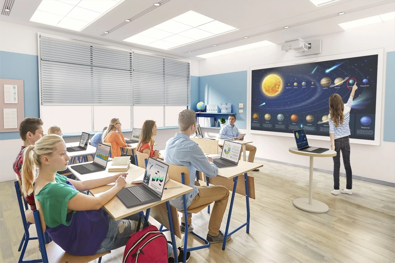 Projektor Epson EB-770F, 4100 ANSI lumens, 1080p, Laser, Wi-Fi, i bardhë