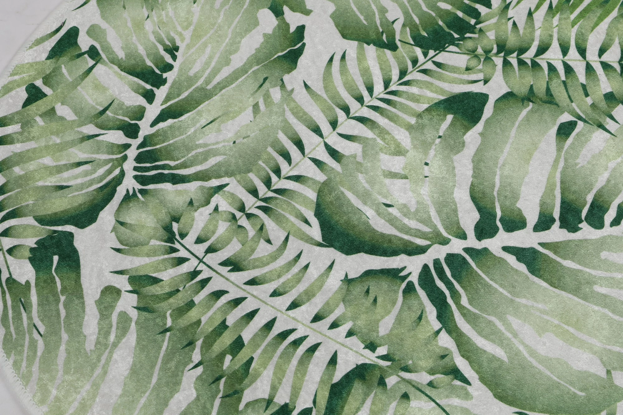 Tapet banje Mijölnir, rrethor, shumëngjyrësh, 80cm