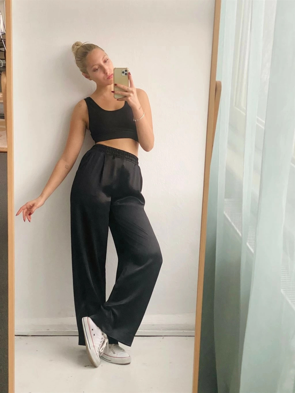 Pantallona për femra Retrobird, të kuqe