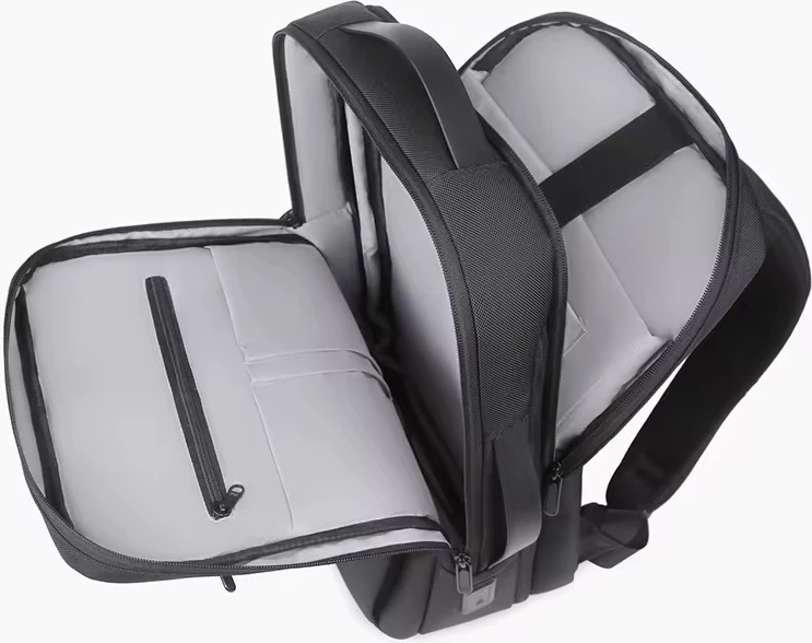 Çantë shpine, 45x30x20 cm, e zezë