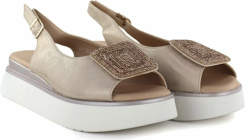 Sandale për femra Potocki SZ12590, të arta