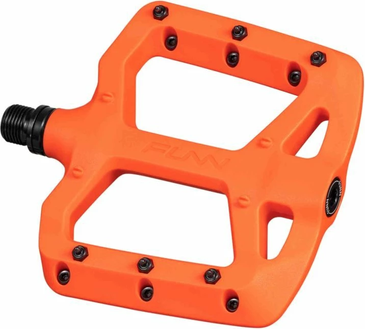 Pedale biçiklete FUNN, portokalli