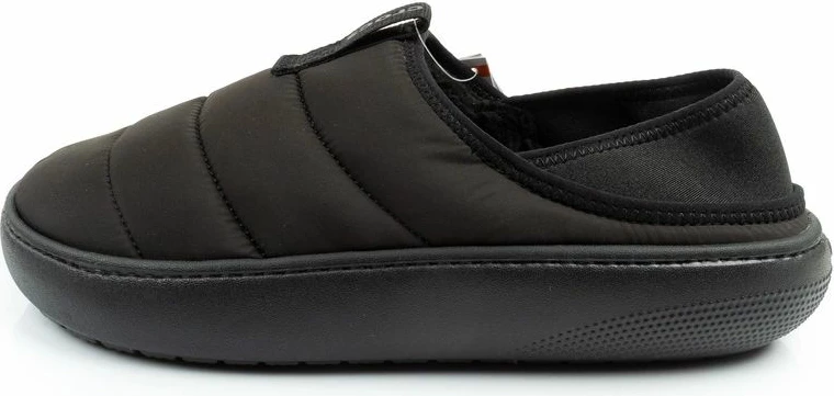 Këpucë Crocs për meshkuj, të zeza