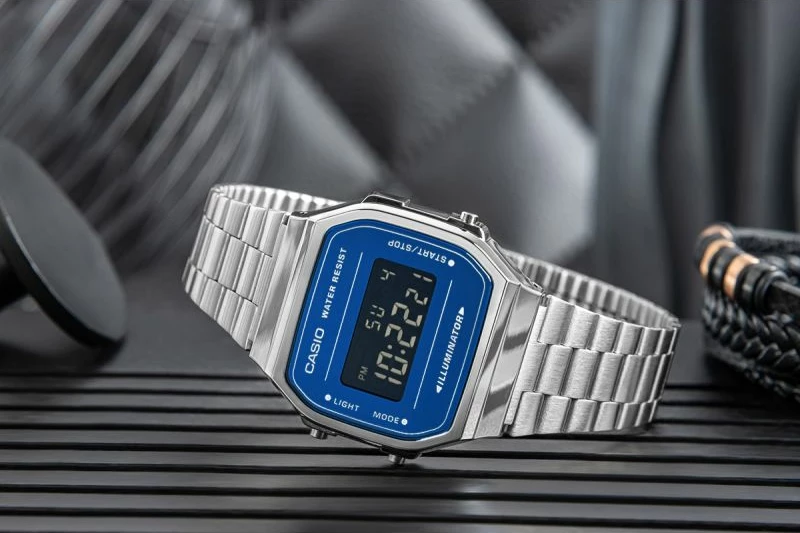 Orë dore për meshkuj CASIO, argjend