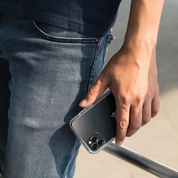 Mbështjellës UNIQ LifePro Tinsel për iPhone 11 Pro, i zi me shkëlqim