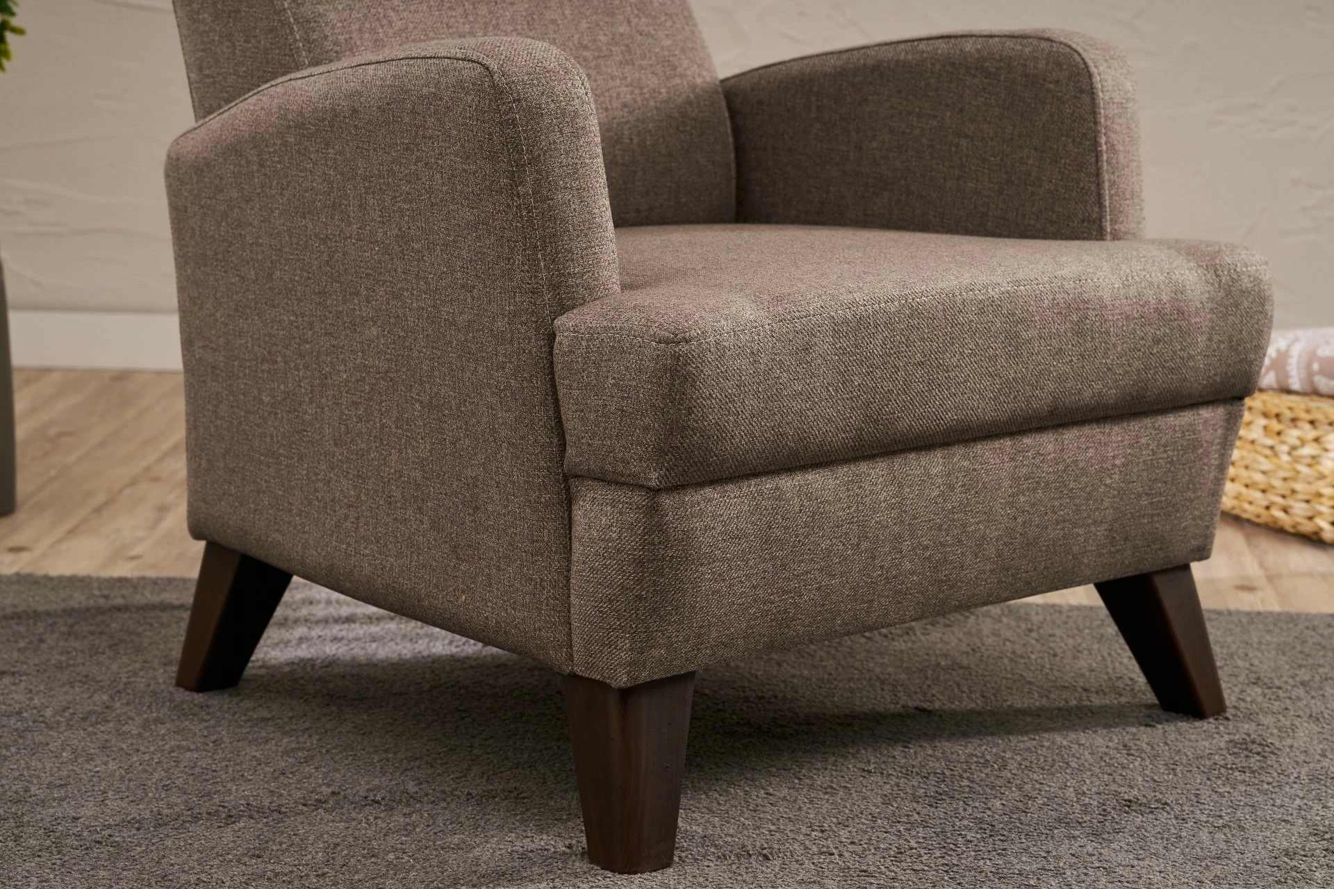 Karrige njëvendëshe Atelier del Sofa, Aly Arzilla, ngjyrë kafe