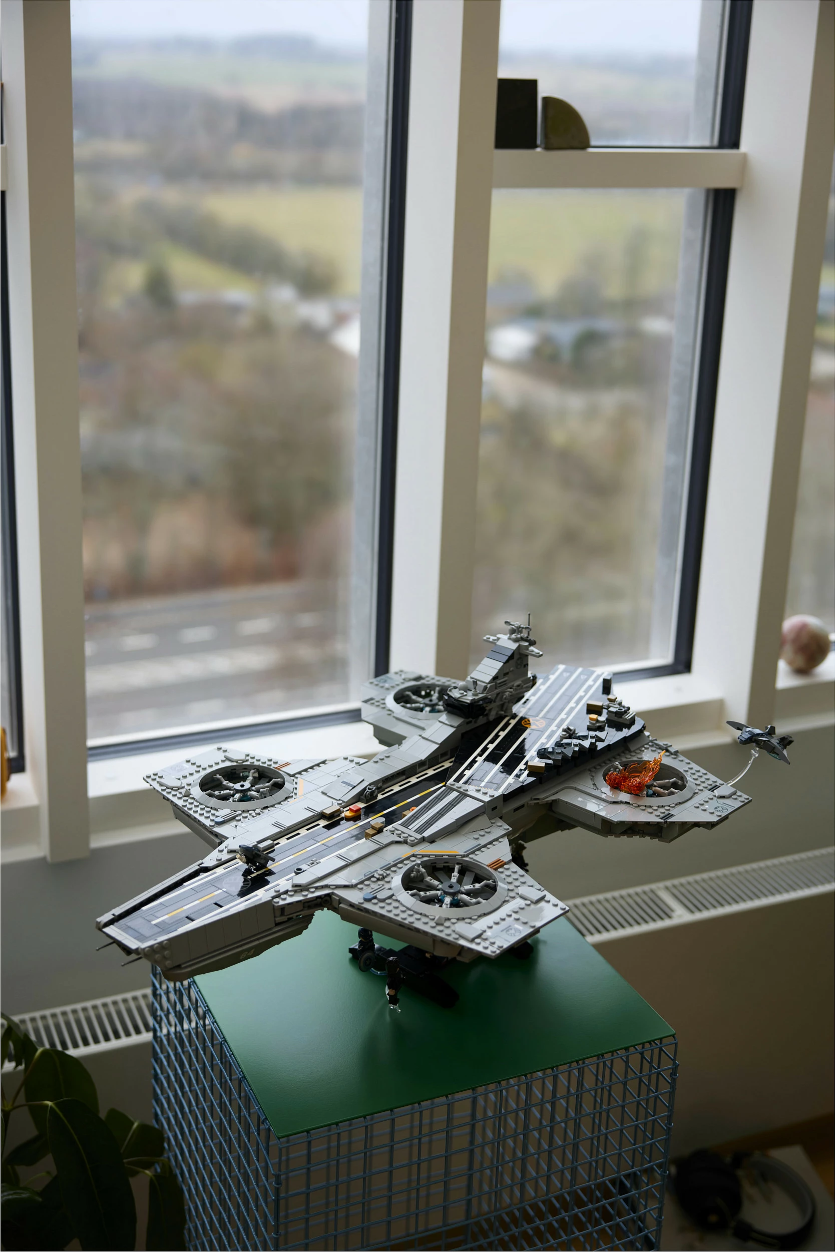 Set ndërtimi LEGO Marvel 76354 S.H.I.E.L.D. Helicarrier, 3057 copa, Multicolor
