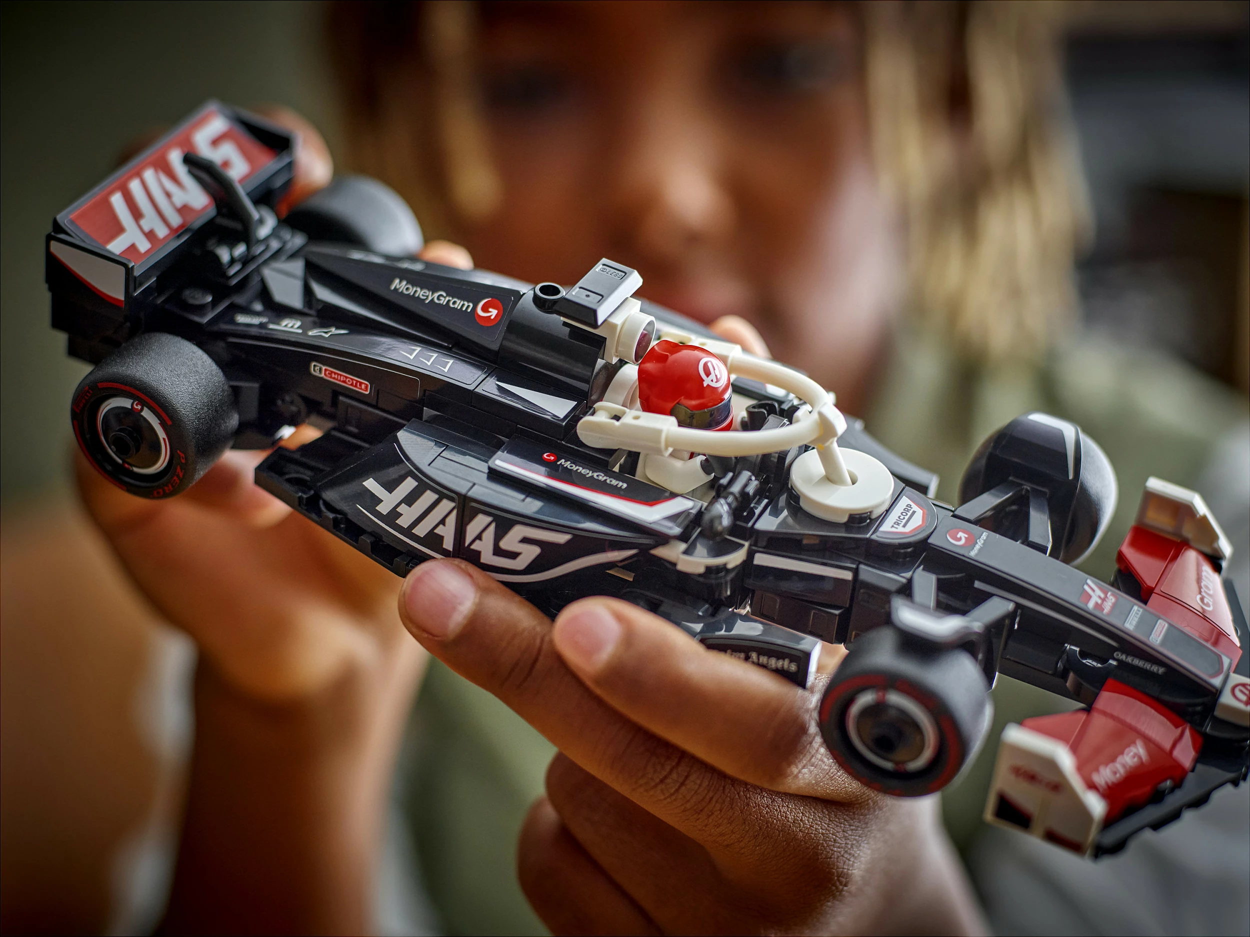 Set ndërtimi LEGO MoneyGram Haas F1 Team VF-24, 242 pjesë, shumëngjyrësh