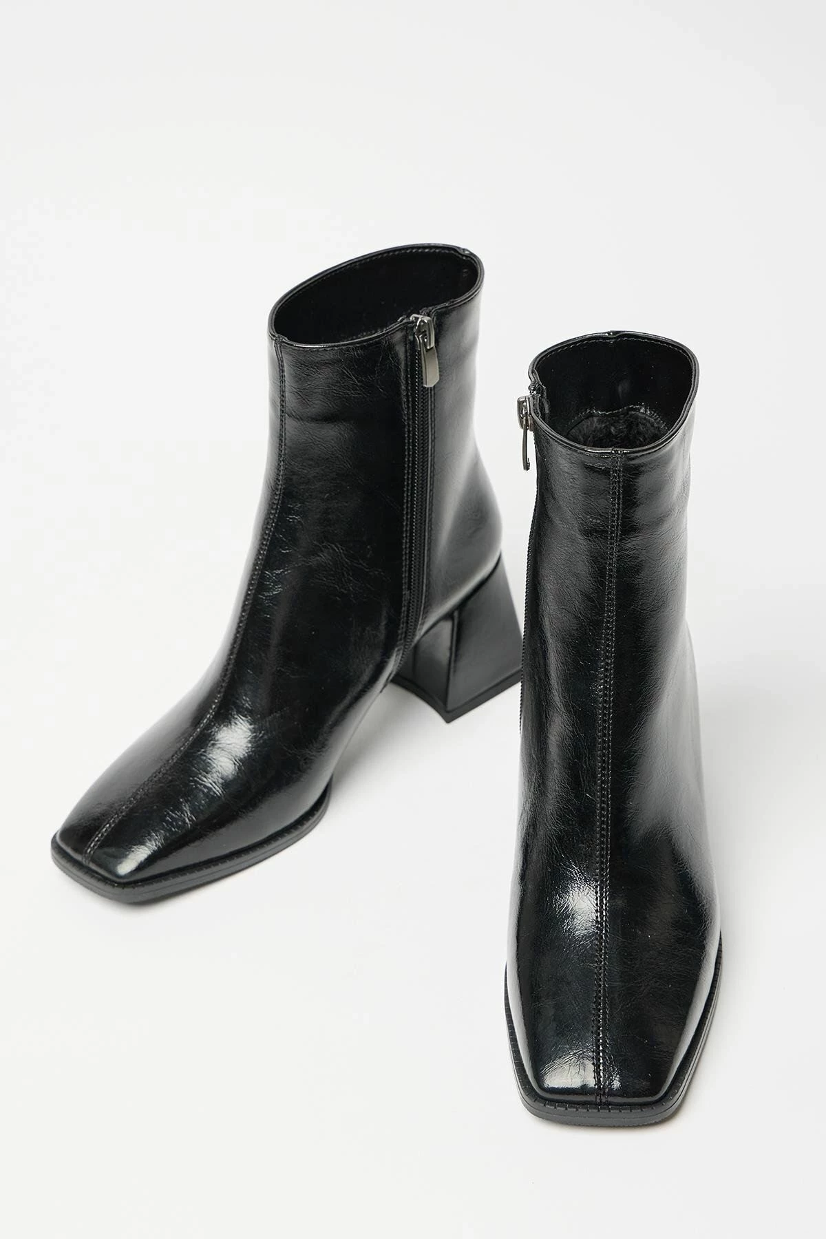 Çizme për gra, ngjyrë e zezë, Jumeon, MK1345025KR20-004