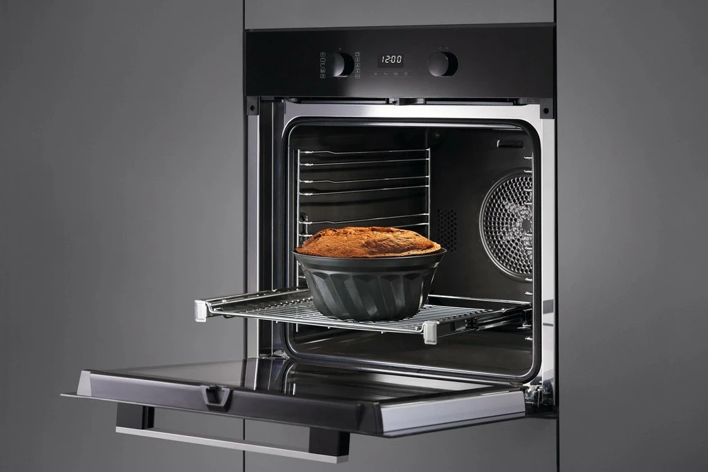 Furrë e integruar Miele H 2455 B ACTIVE, PerfectClean, e zezë