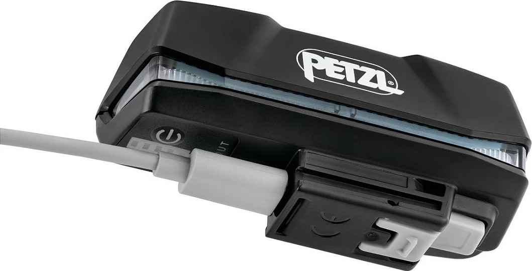Llambë koke Petzl NAO RL, 1500 lm, bateri 3200 mAh, USB-C, IPX4, zi/portokalli