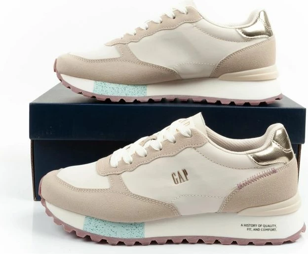 Atlete femra Gap Osaka, bezhë