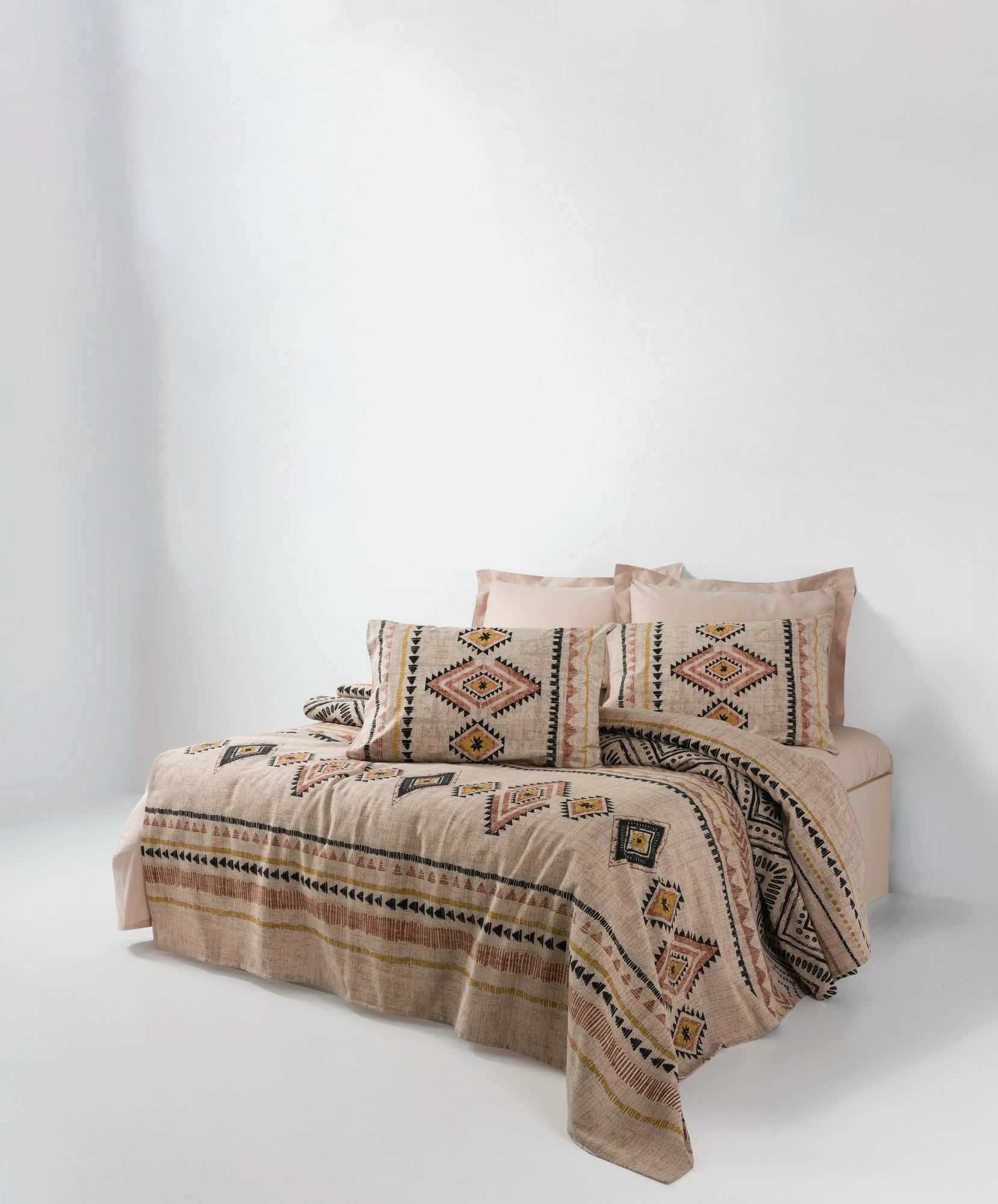 Set mbulesë krevati King Pique, ngjyrë e kuqe tjegulle, L'essentiel, 240x220cm