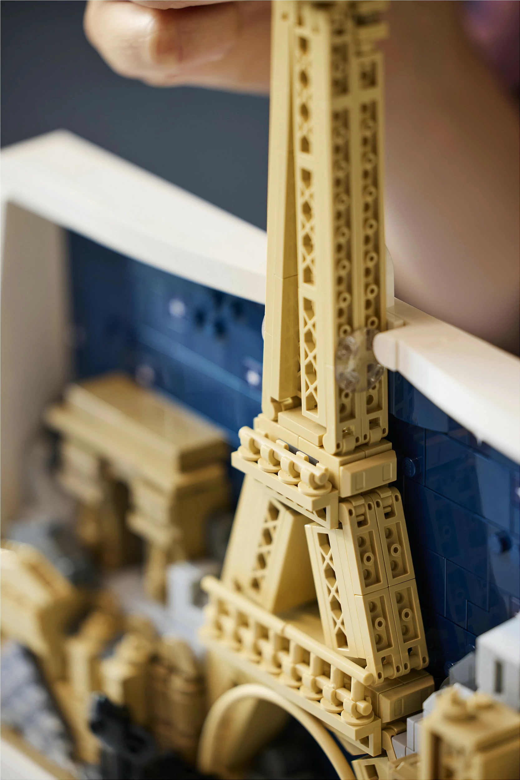 Set ndërtimi LEGO Architecture Paris City of Love 21064, 958 copa, multikolor