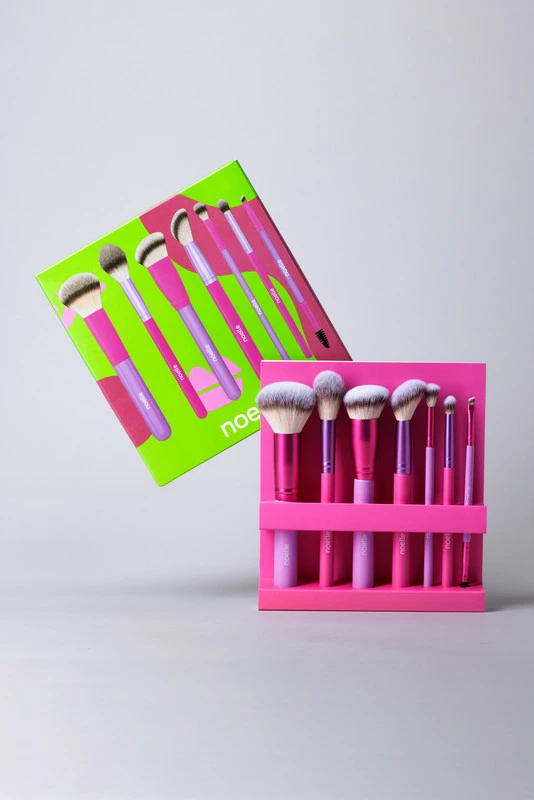 Noelle Makeup brush set 7/1 CANDY