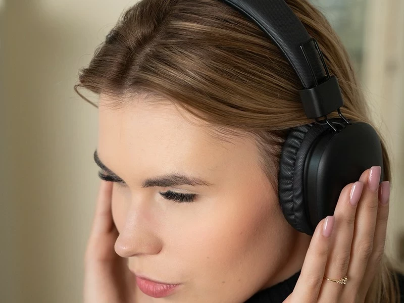 Kufje Tracer M1 BT, wireless, Bluetooth 5.4, mikrofon, 30h, USB-C, e zezë