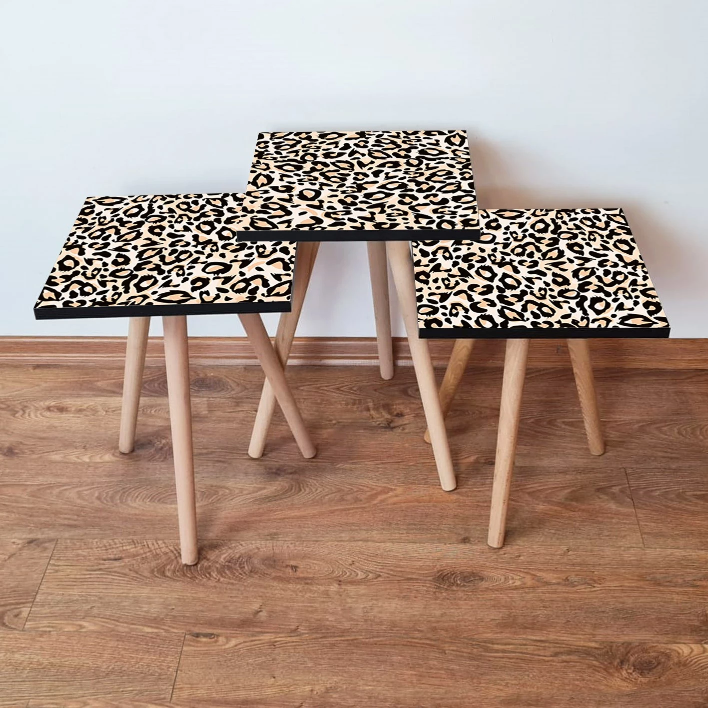 Set tavolinash ndihmëse, 3 copë, Skye Decor, 3Shp152, print leopard, këmbë druri