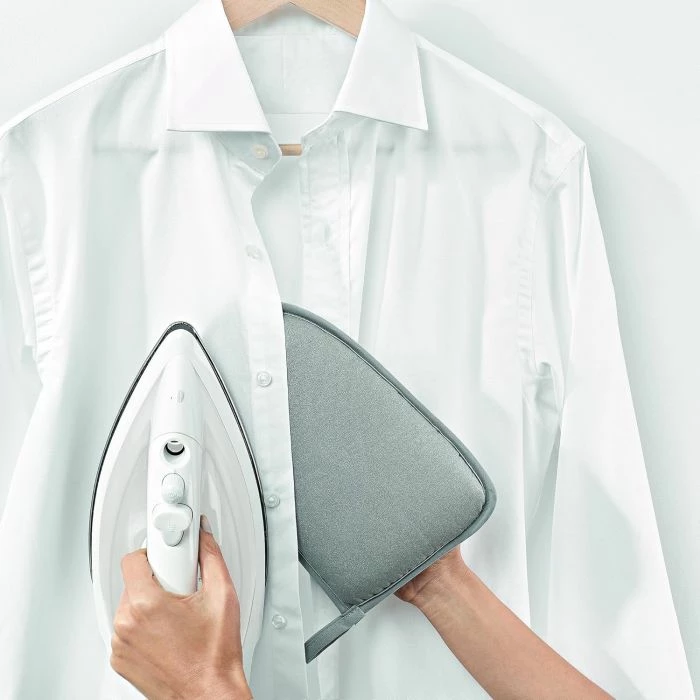 Dorëzë hekurosjeje Rayen 6186, për mëngë dhe zona të vështira, universale, gri