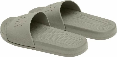 Papuqe Kubota, bezhë