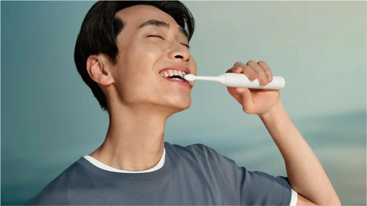 Furçë dhëmbësh sonic Philips Sonicare 2100 HX4022, 2 koka, bateri litium, e bardhë