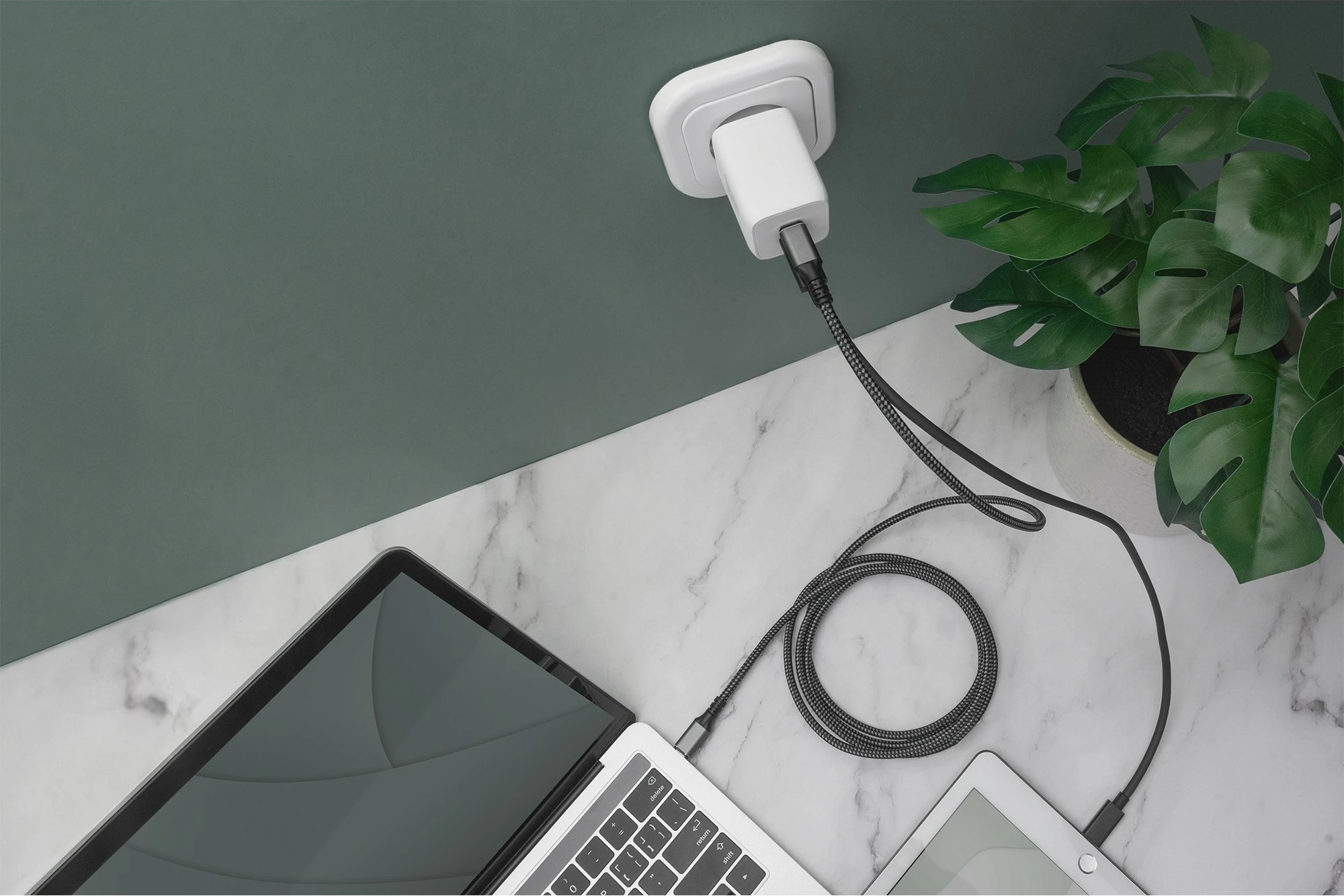Karikues mini Digitus 2-Port 65W, 2x USB-C, i bardhë