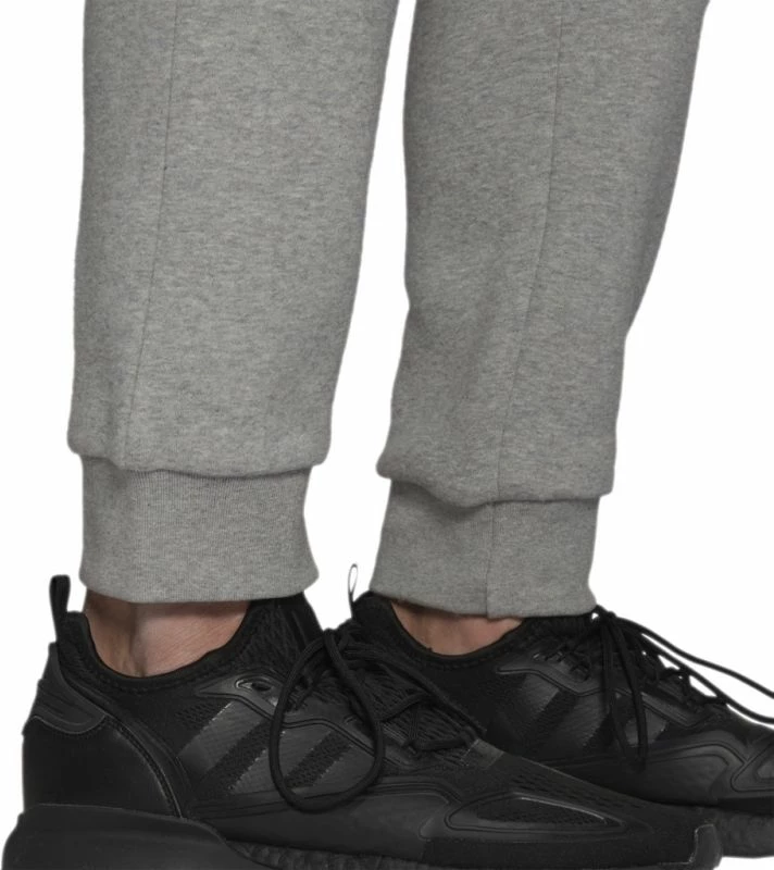 Pantallona sportive adidas Essentials për meshkuj, gri [Madhësia: XXL]