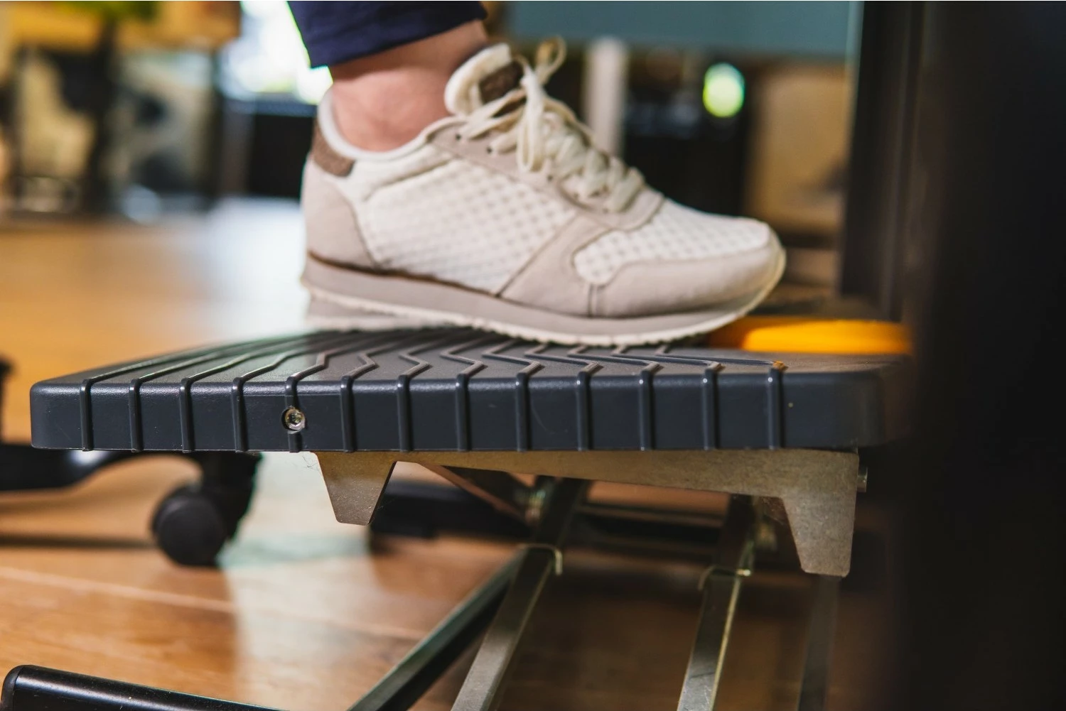 Mbështetëse këmbësh BakkerElkhuizen Pro 959, rregullim 6-37cm, gri