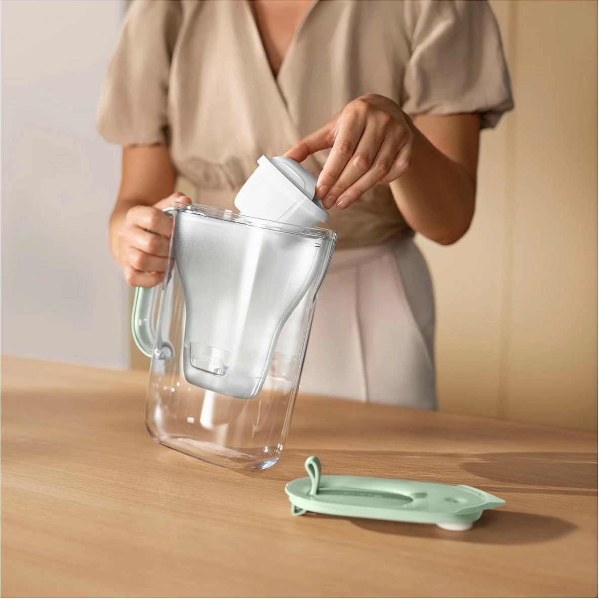 Karafë filtrimi uji Brita Style Eco, 2.4L, MAXTRA PRO All-in-1, 3 filtera, blu