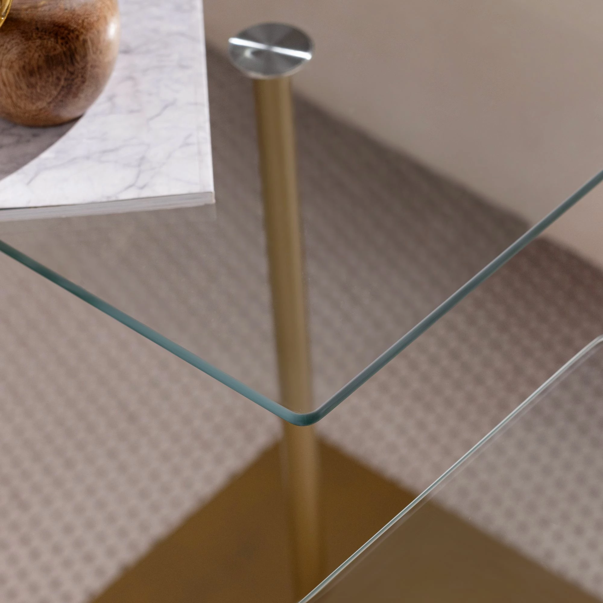 Set tavolinash kafeje Skye Decor, elegante, 2 copë, ngjyrë ari, transparente