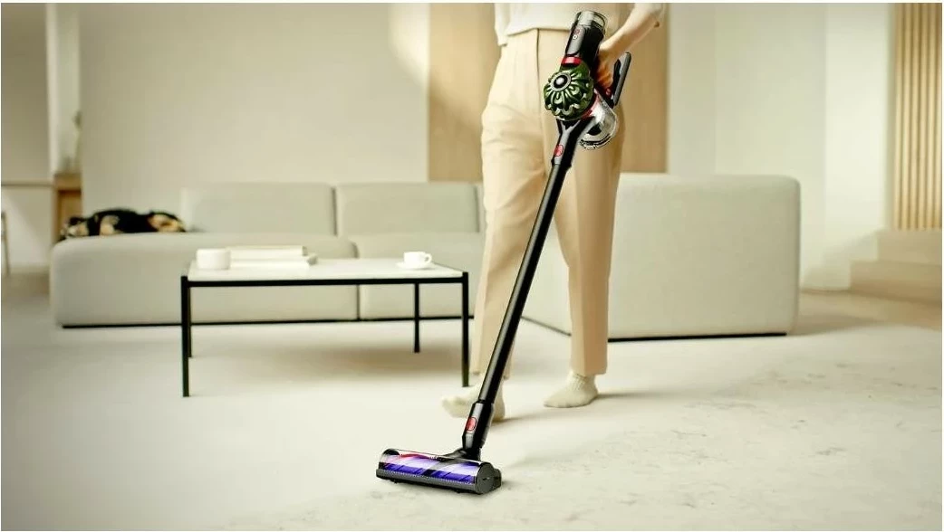 Fshesë me bateri Dyson V8 Cyclone, e zezë