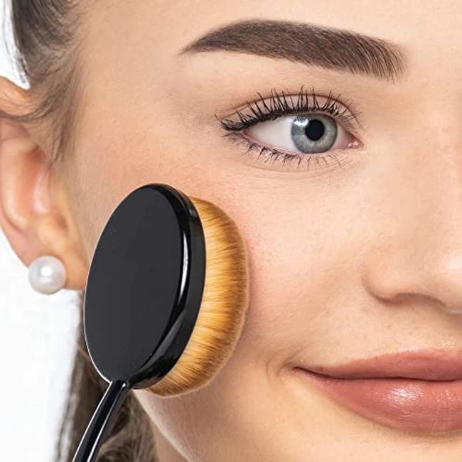Artdeco Medium Oval Brush Premium