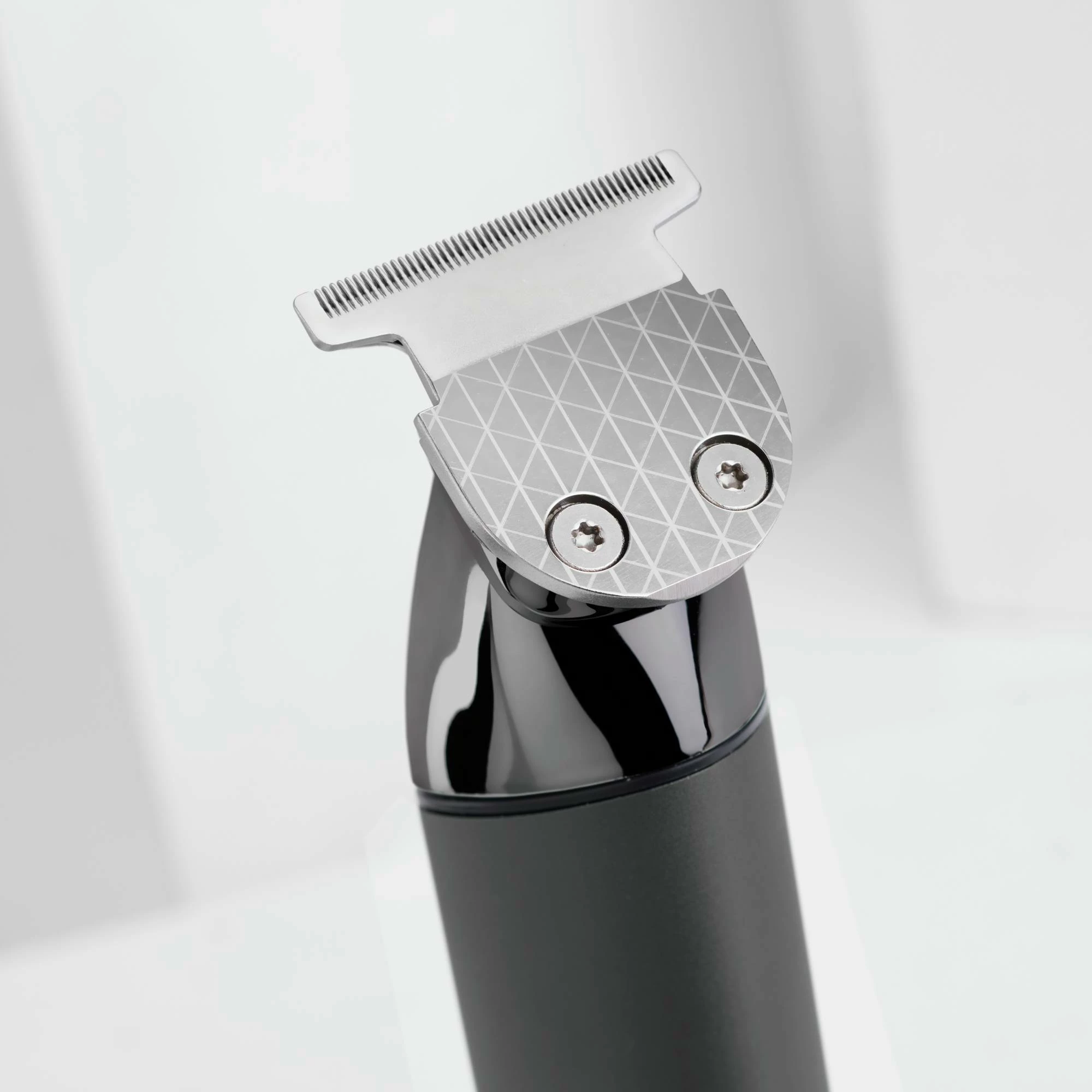 Makinë rroje dhe trimer BaByliss T991E Super-X Metal, teh T japonez 40 mm, precizion 0.2 mm, 2 krehra 1-12 mm, USB, waterproof, Black Chrome, me kuti