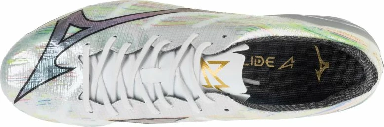 Atlete futbolli Mizuno për meshkuj, të bardha