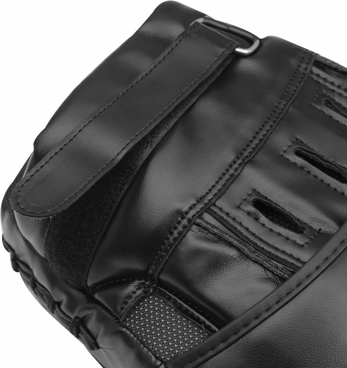 Doreza trajnimi adidas, të zeza