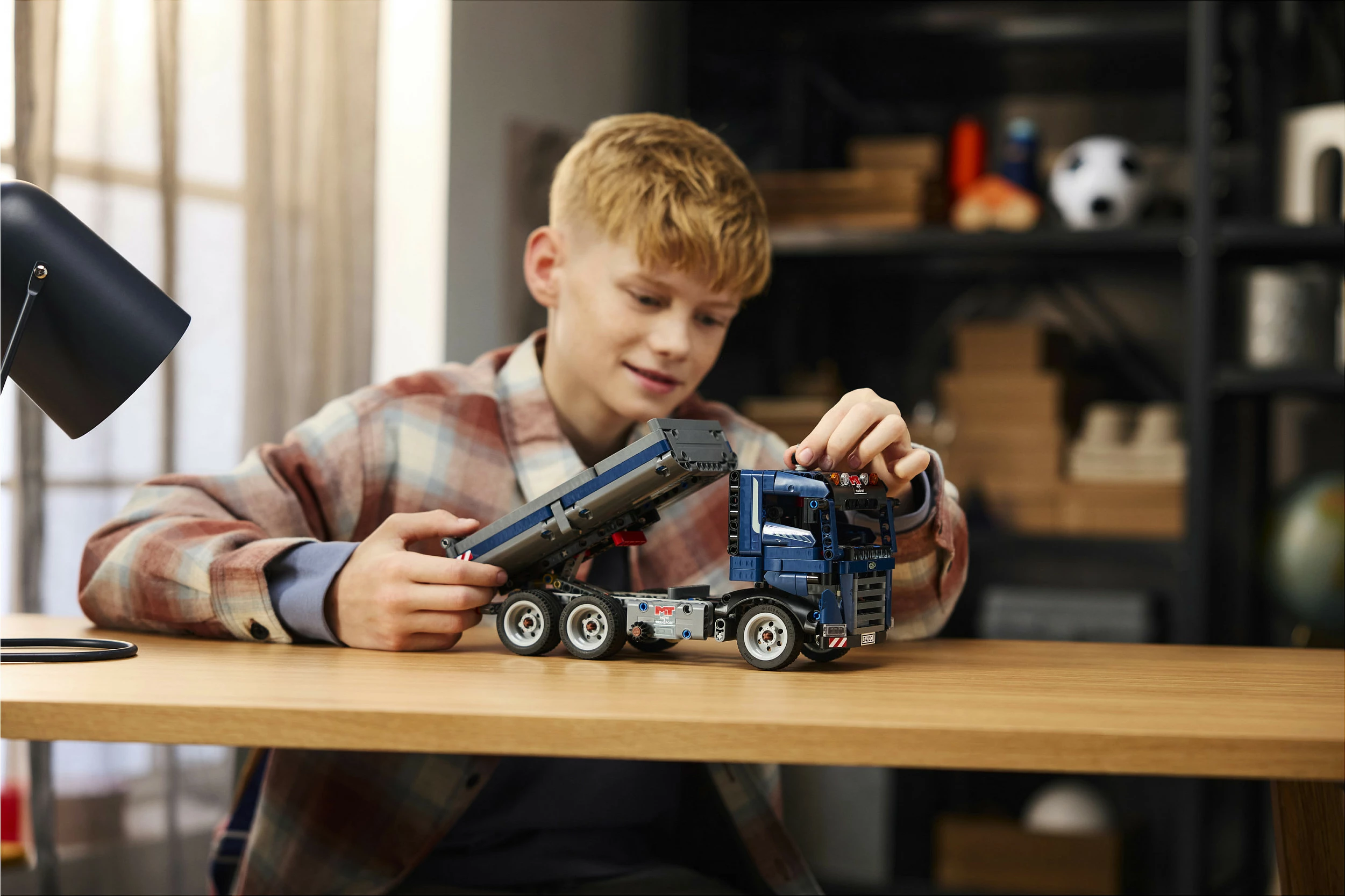 Set ndërtimi LEGO Technic Tipping Dump Truck, 462 pjesë, shumëngjyrësh