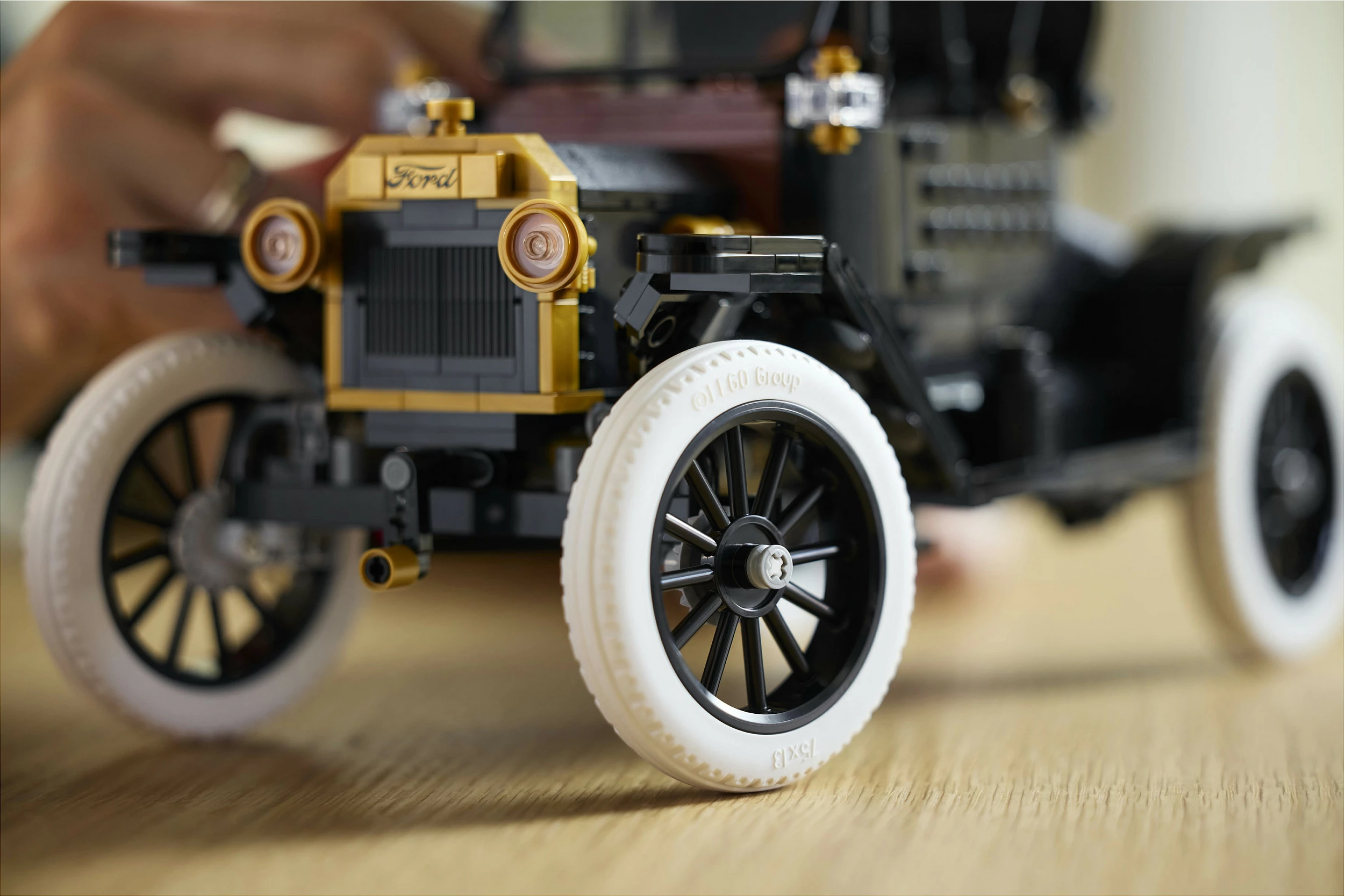 Set ndërtimi LEGO Icons Ford Model T 11376, 1060 copë, multicolor