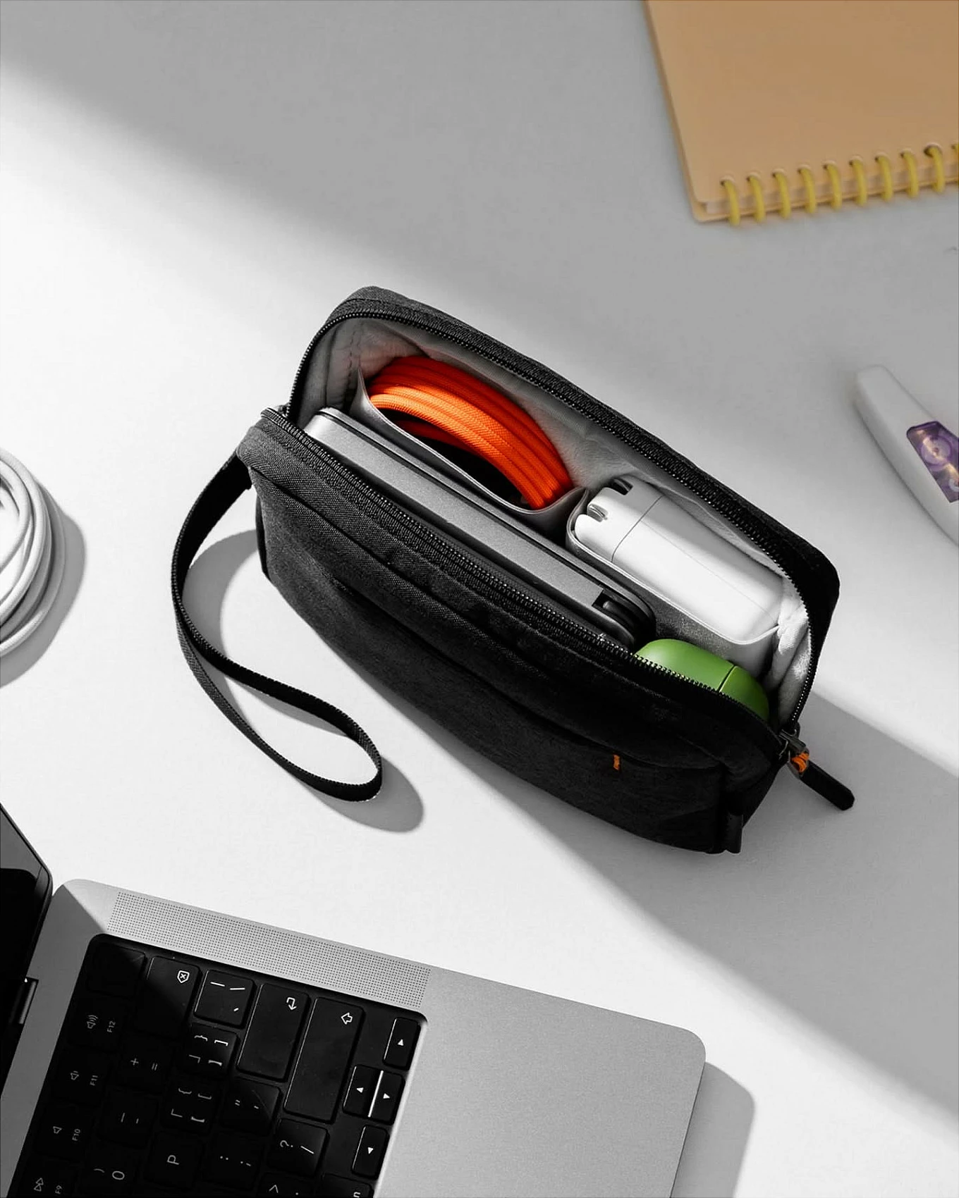 Çantë organizuese për aksesorë Inateck AB03012, 200×130×60 mm, rPET, splash-proof, e zezë