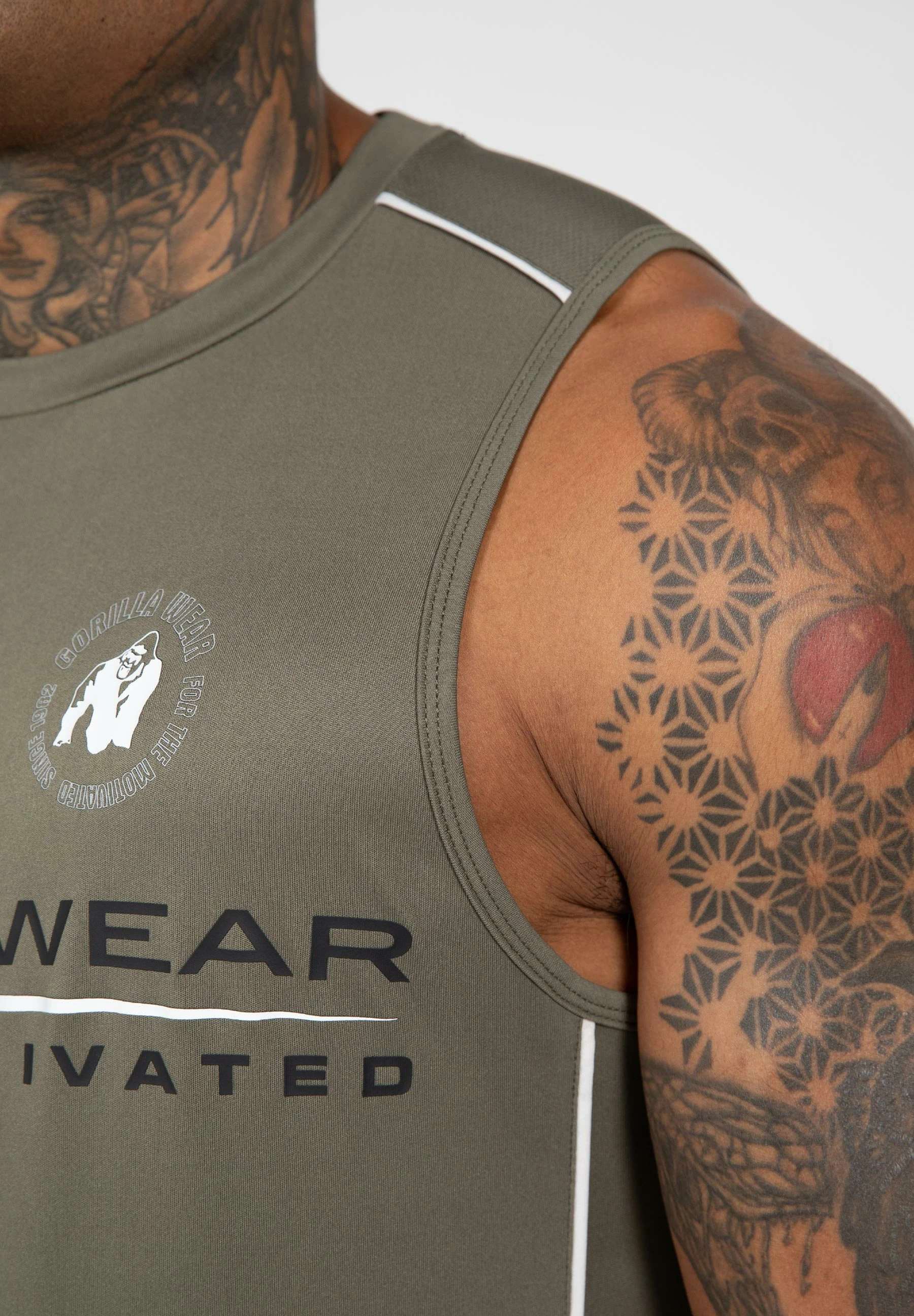 Maicë për meshkuj , Broxton- Gorilla Wear 