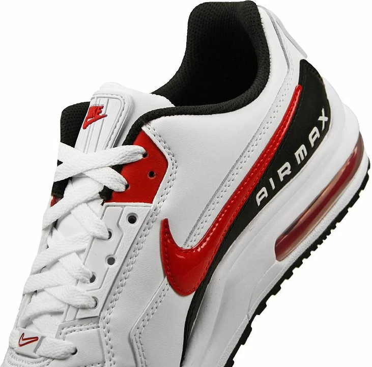 Atlete Nike për meshkuj, të bardha