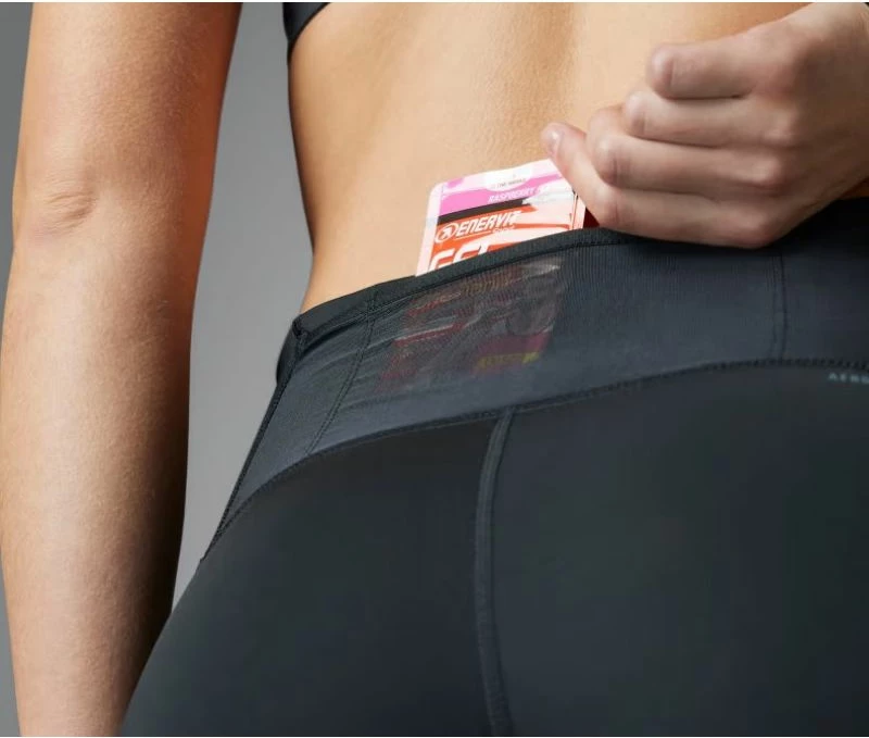 Hellonke për femra adidas, të zeza [Madhësia: S]