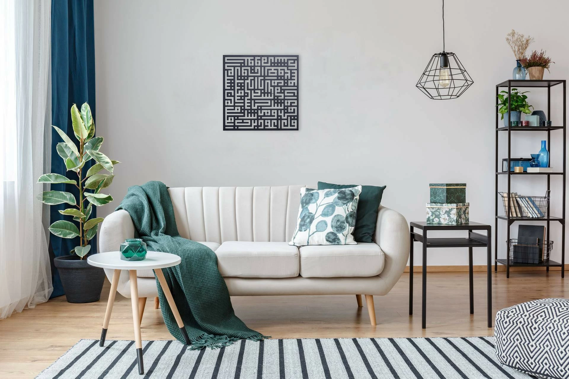Aksesor dekorativ metalik për mur, Wallity, Kufi Felak, ngjyrë e zezë, 50x50cm