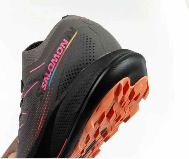 Atlete për meshkuj Salomon, të hirtë