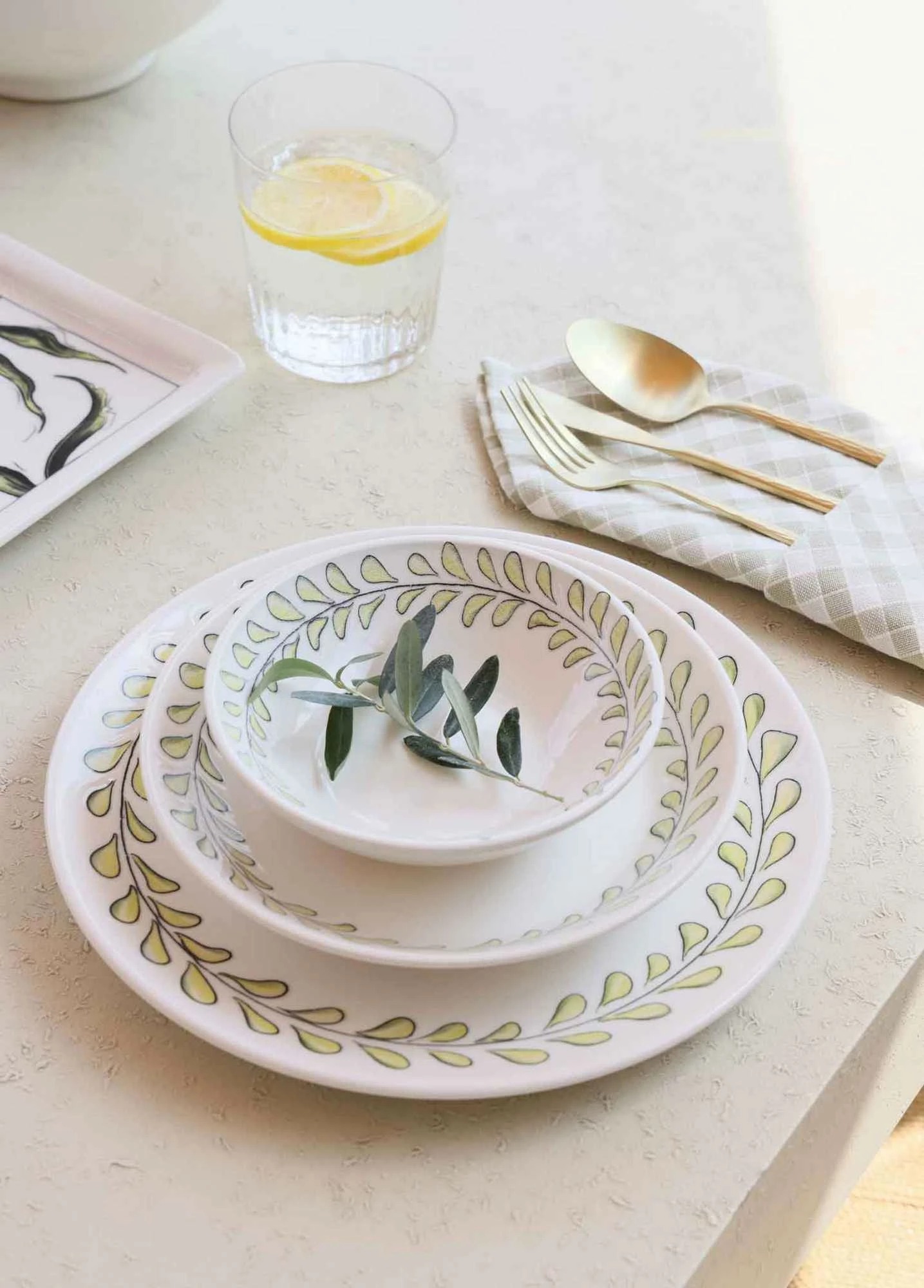 Set pjatash (6 copë), Hermia Concept, OVS0012