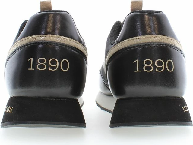 Atlete femra US Polo, të zeza