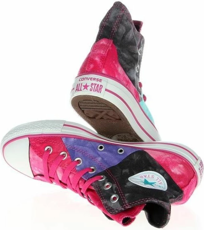 Atlete Converse femra, multipanel