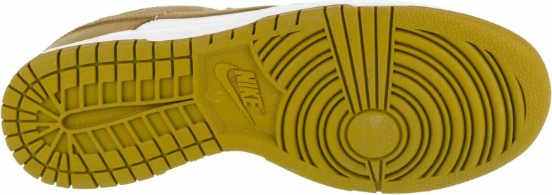 Atlete për meshkuj Nike, të bardha dhe të gjelbra