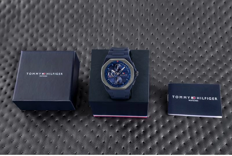 Orë dore për meshkuj Tommy Hilfiger, navy blue