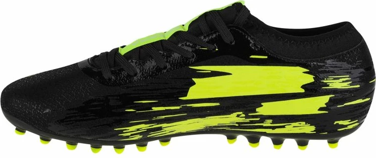 Atlete futbolli Joma Super Copa për meshkuj, të zeza